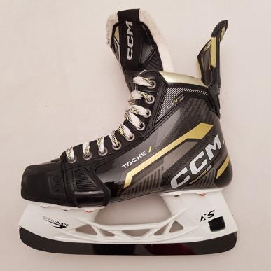 Demo CCM Tacks AS-V Pro PRO STOCK с лезвиями Sr. хоккейные коньки