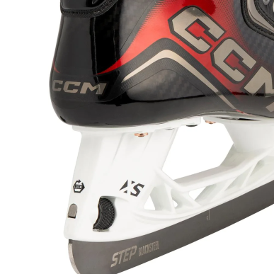CCM Jetspeed FT8 Pro junioru hokeja slidas