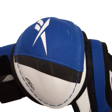 Demo REEBOK 3K Junioru plecu sargi
